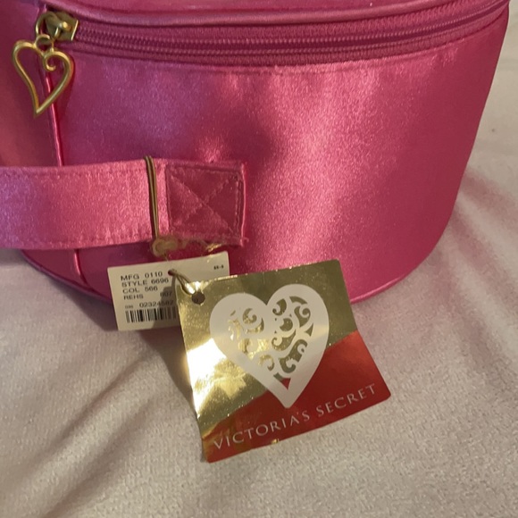 Victoria Secret Cosmetic bag - Picture 3 of 6